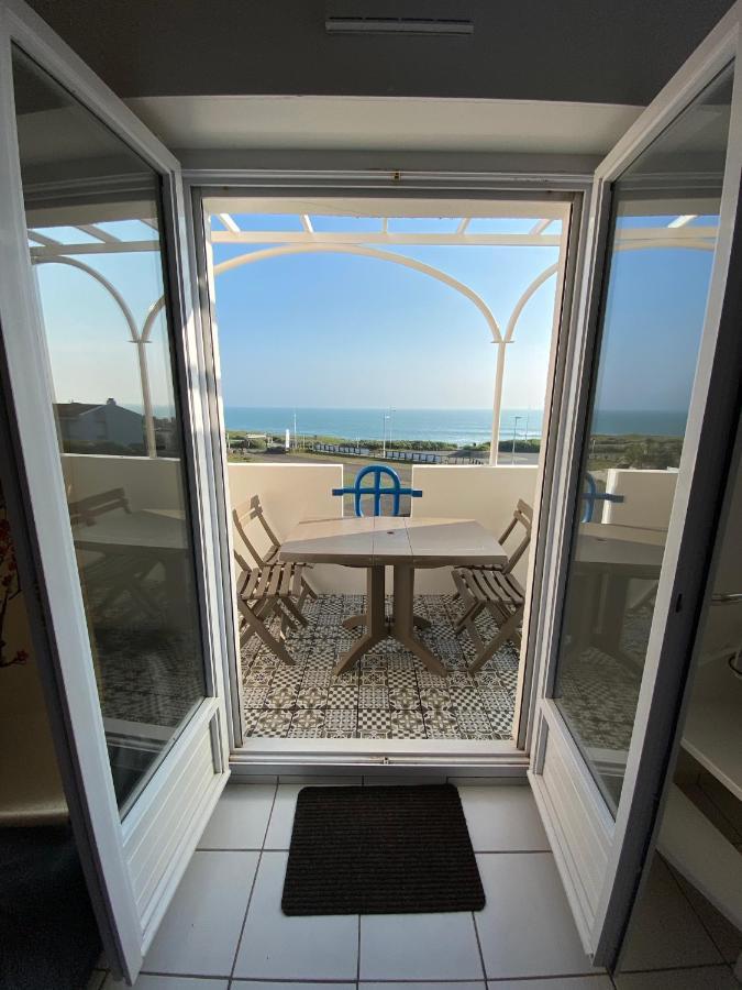 Appartement 4 personnes vue sur Mer La Pironnière Extérieur photo