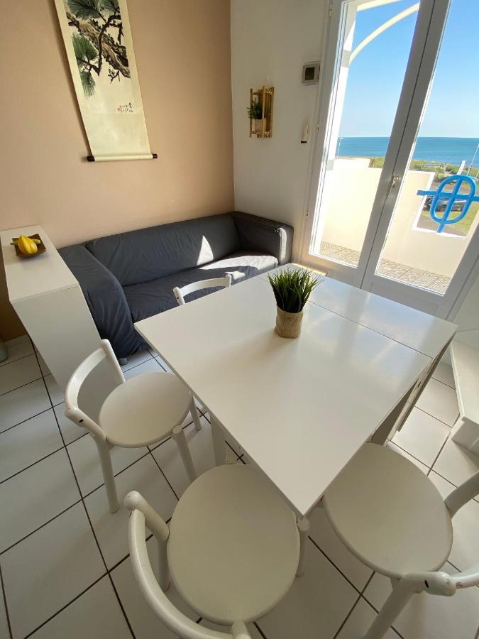 Appartement 4 personnes vue sur Mer La Pironnière Extérieur photo